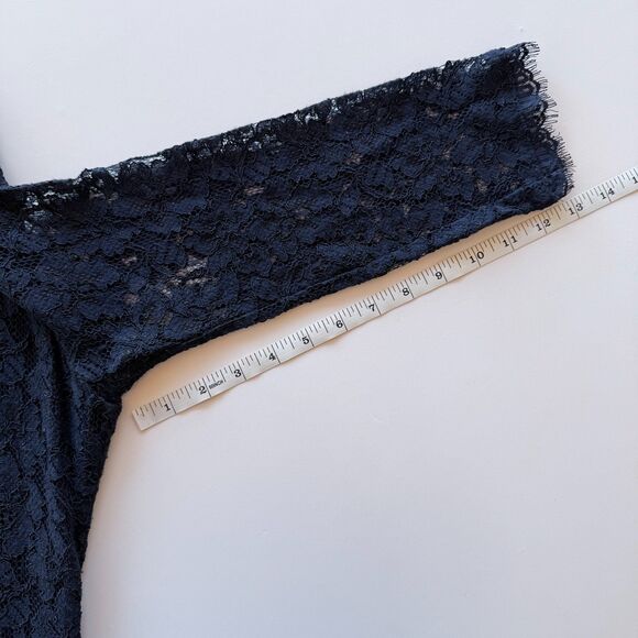 EUC Diane von Furstenberg Zarita Long Sleeve Zipper Back Lace Dress in Navy Sz 6 - Picture 14 of 14